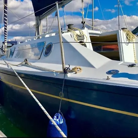 Barca A Vela Blue Marlin * ロジニャーノ・ソルヴァイ